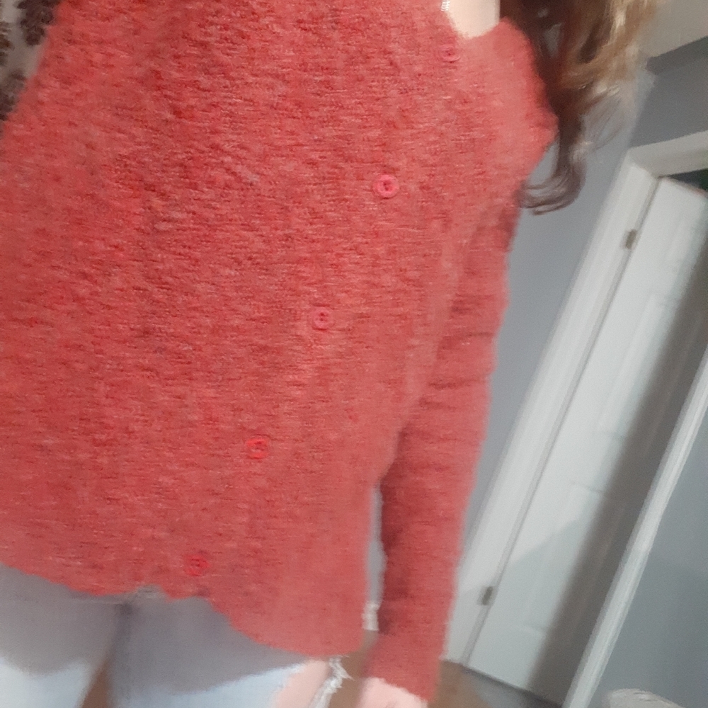 Sweater - Picture 4 of 4